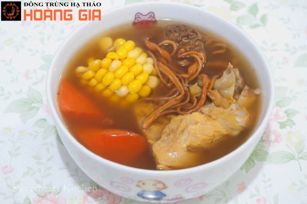Canh  đông trùng hạ thảo vô cùng bổ dưỡng cho sức khỏe