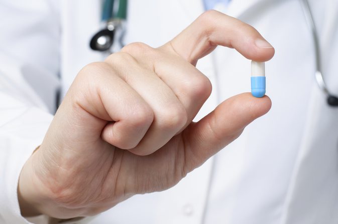 Dùng quá nhiều thuốc tây có thể gây ra bệnh yếu sinh lý