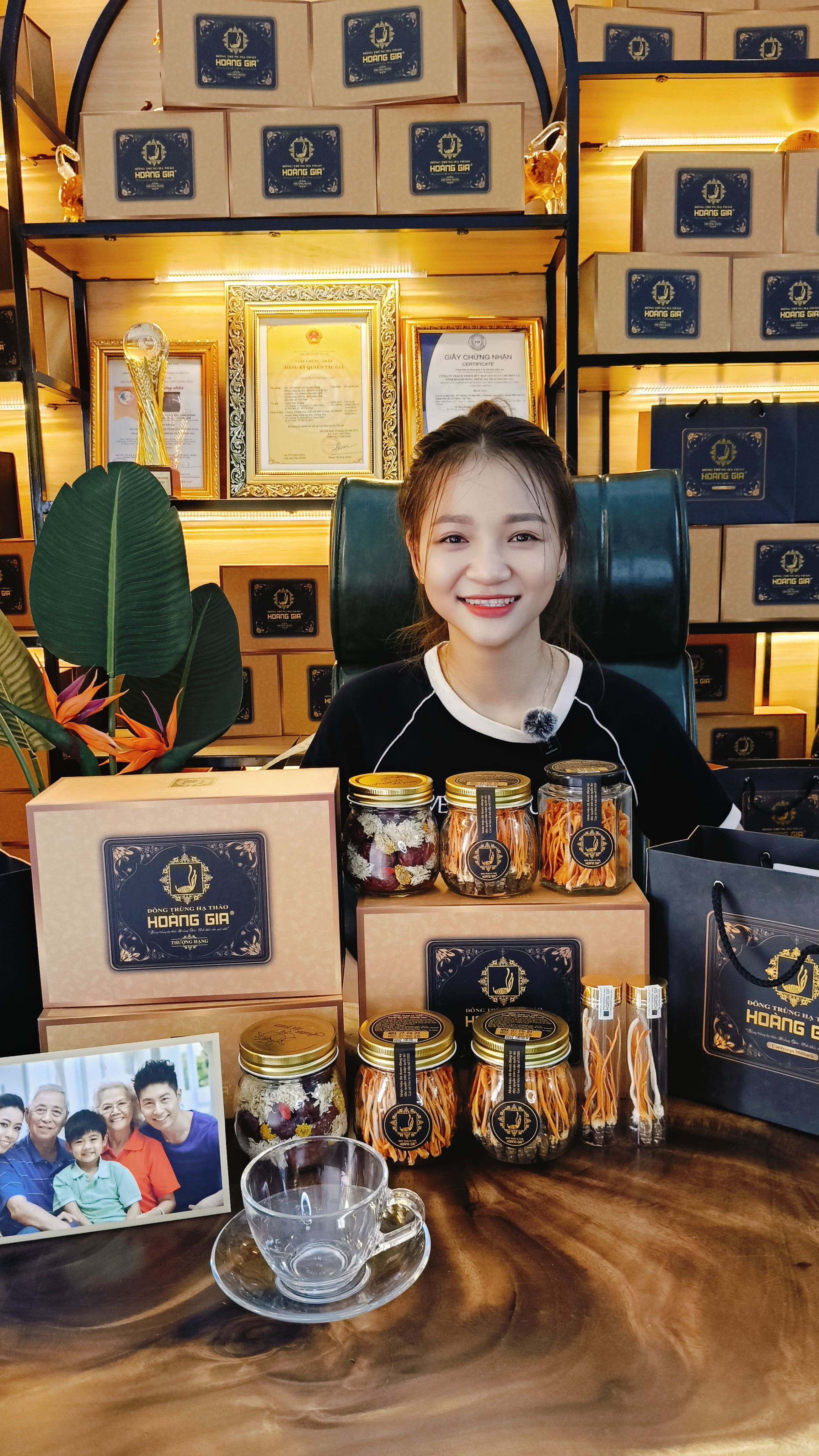 uống đông trùng hạ thảo có nóng không